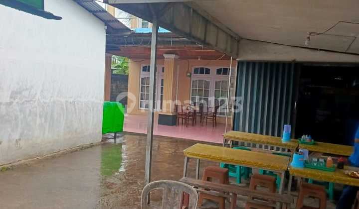 Kios House on October 28th Street, Siantan Hulu, North Pontianak