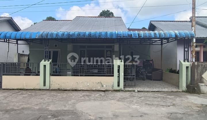 Rumah Jalan Karya Pal 5 Komplek Bahari 1 Sungai Kakap