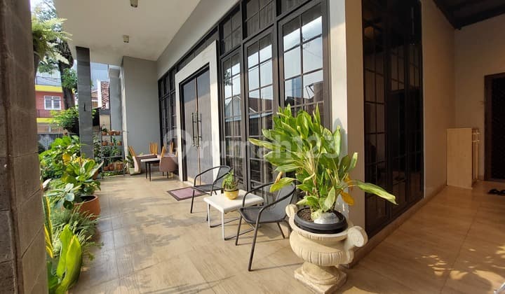 Rumah Bagus Siap Huni Dalam Komplek Menteng Dalam Jakarta Selatan