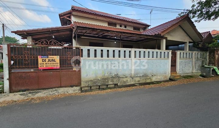 Dijual Rumah 2 Lantai Hook di Komplek Griya Cinere I Dekat Tol