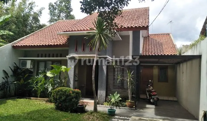 For Sale: Charming and Beautiful House with a Spacious Yard in Tanah Baru