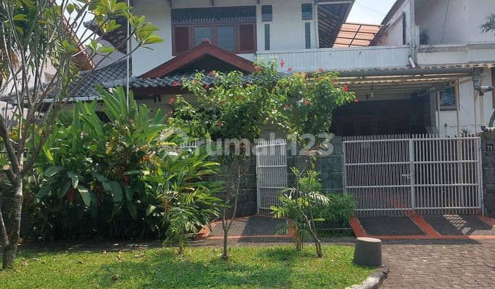 Rumah Bagus 2 Lantai Siap Huni Lokasi Strategis Di Villa Cinere Mas