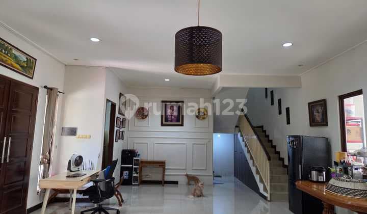 Rumah Bagus Carport Dua Mobil Di Discovery Bintaro Sektor 9