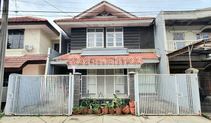 Djual: Rumah hangat mengundang, rapih dan siap huni, di lokasi favorit Gading Kirana Timur, Kelapa Gading