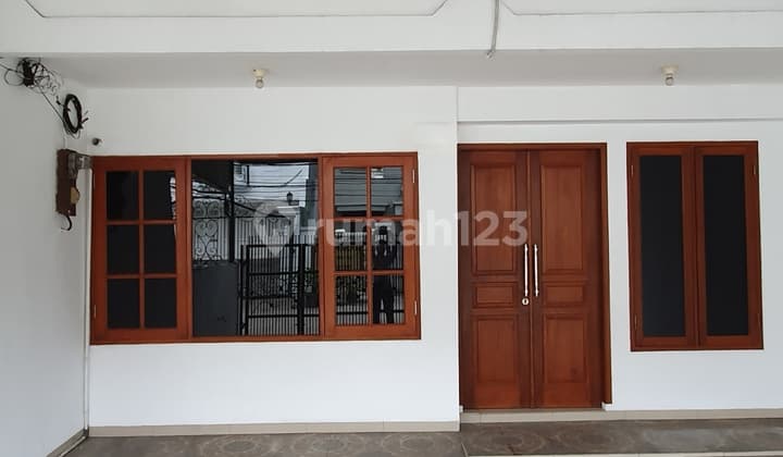 Rumah Pelepah Indah, Kelapa Gading Luas 6X20m2