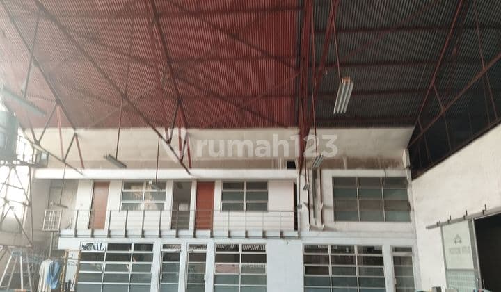 Ex showroom gunung sahari luas tanah 2628 siap pakai dekat mangga besar