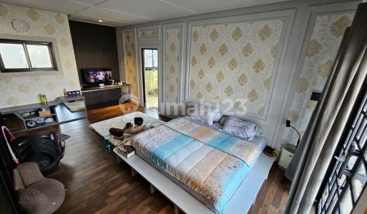 Rumah Kantor Siap Huni di Sunter Luas Tanah 148. 3 Lantai Rapi