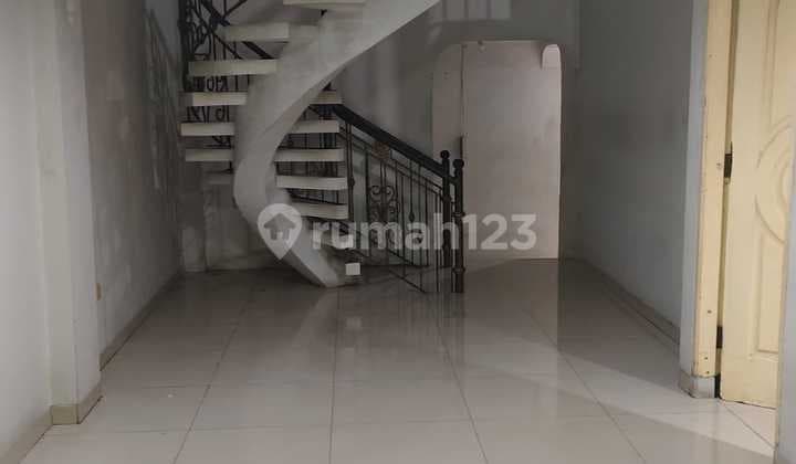 Neat and Well-Maintained House, Ready to Occupy, Kelapa Gading, Secure Complex