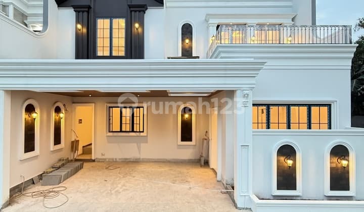 Rumah Baru Modern Classic With Private Pool di Jagakarsa Jaksel