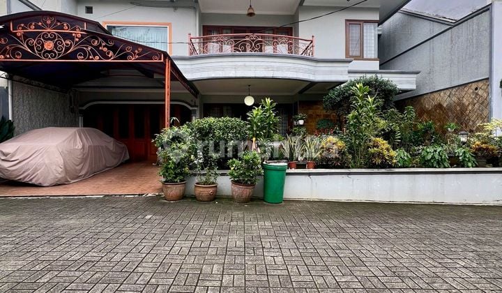 Rumah Mewah Luas Murah Siap Huni Strategis di Kebayoran Baru