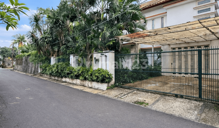 Jual Cepat Rumah Mewah Luas Modern Tropis Strategis di Cipete