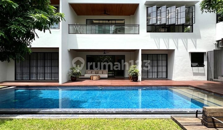 Rumah Mewah Full Furnish Modern Tropis Prime Area Kebayoran Baru