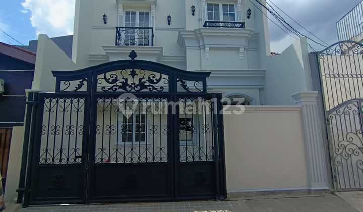 Dijual Rumah Baru Mewah Klasik Siap Huni Di Joglo Kembangan