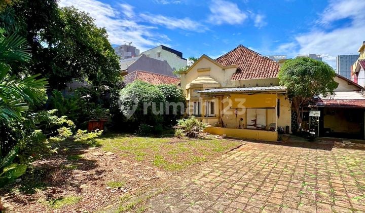 Rumah Tua Hitung Tanah Prime Area Cikini Menteng Jakarta Pusat
