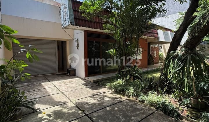 Jual Cepat Rumah Hitung Tanah di Panglima Polim Kebayoran Baru