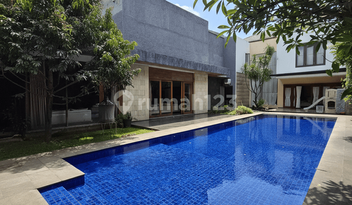 Dijual Rumah Mewah Luas Murah di Tanjung Barat Dekat Simatupang