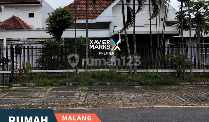 Disewakan Rumah Luas Area Ijen Tengah Kota Cocok untuk Bisnis