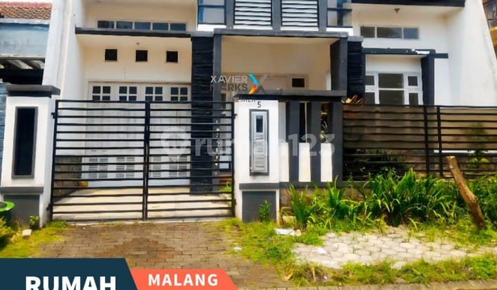 Dijual Rumah Siap Huni Terawat 4 Kamar Tidur di Araya Malang