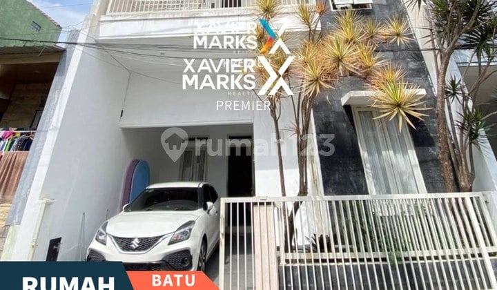Dijual Rumah Konsep Villa Furnished Dekat Wisata di Kota Batu