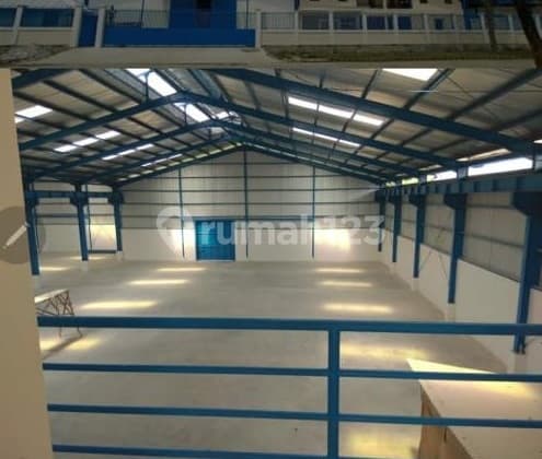 Gudang di Kawasan Pergudangan Industri Millennium , Cikupa – Tangerang