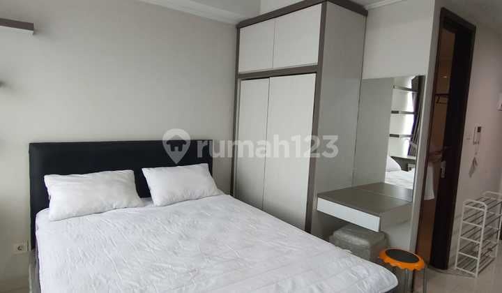 Green Sedayu Studio Furnished Apartment
