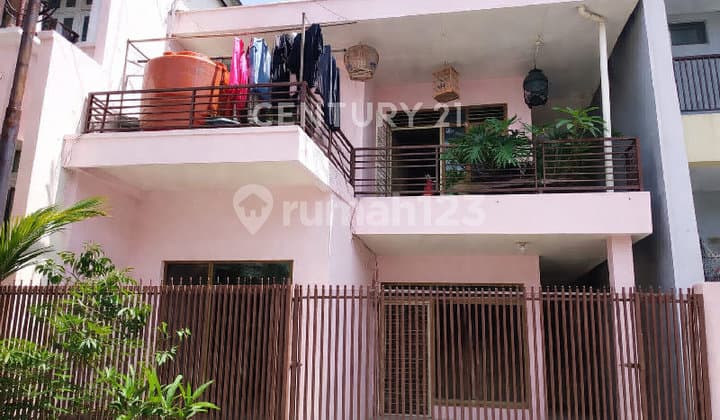 Jarang Ada, Rumah di Sawah Kurung, 2 Lantai, Sayap Bkr