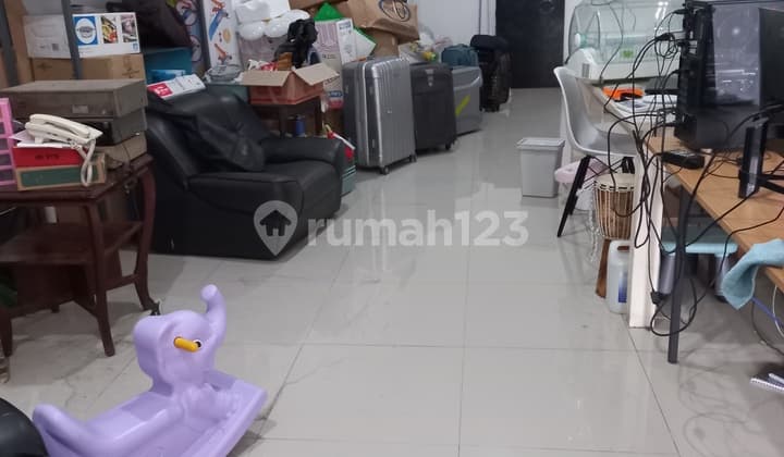 Super murah harga di bawah NJOP Ruko 3 lantai Sumber Mekar l