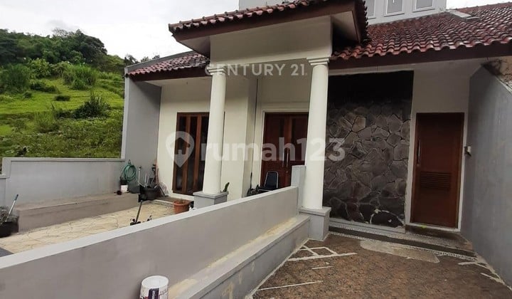 Rumah Sangat Sejuk di Komplek Royal View Residence