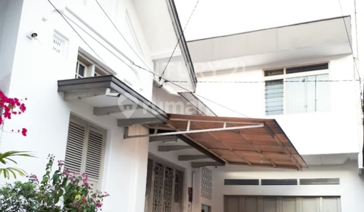 Rumah 2 Lantai Siap Huni Unfurnished Sayap Sudirman Bandung