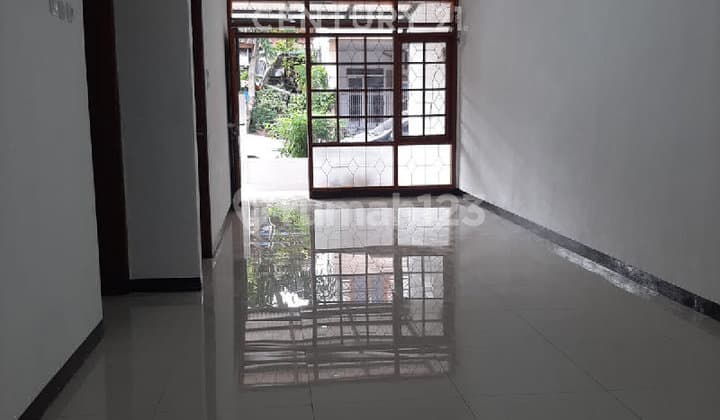 Jual Rumah Minimalis Full Renov Taman Kopo Indah