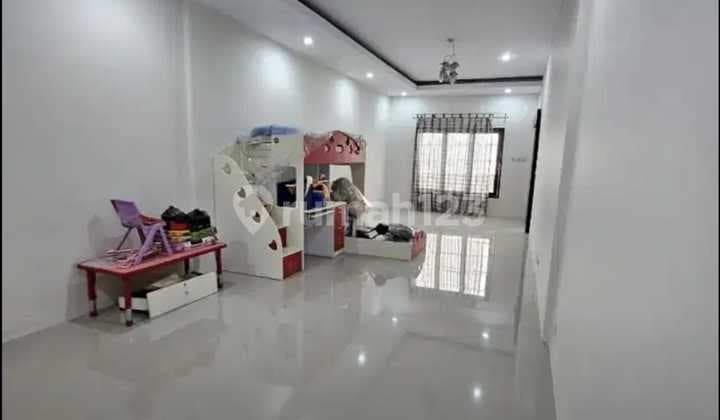 Rumah Mediterania Boulevard Pik 10x25 Hadap Utara