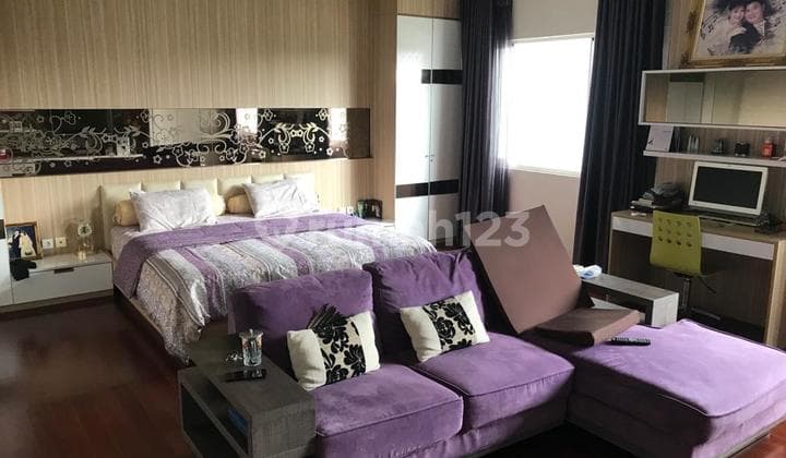 Crown Golf House PIK 10x33 Best Golf View