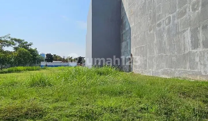 Kavling Pantai Bukit Villa Pik 2 (300M2) 10X30