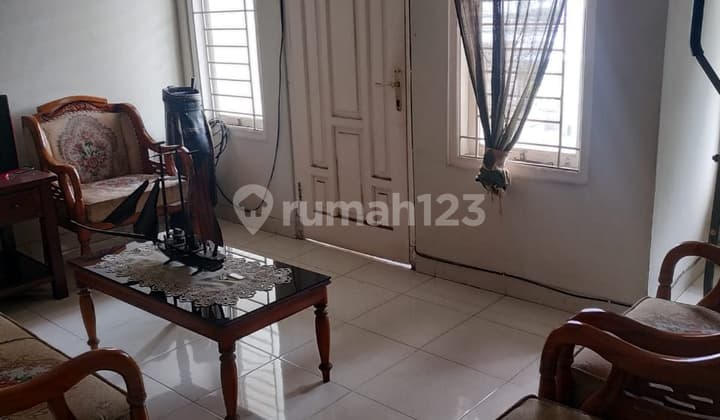 Rumah Semi Furnished di BSD Nusaloka