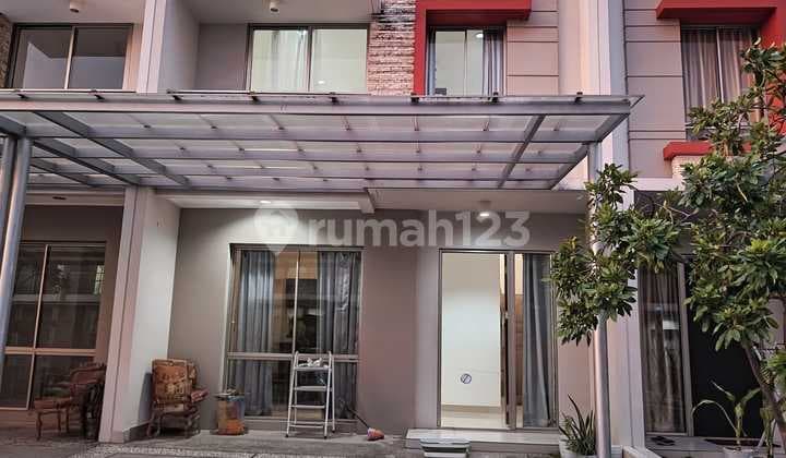 Disewakan - Rumah Furnished 2 Lantai Pik2 Ukuran 6X10m2