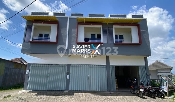 Dijual Cepat Ruko 2 Lantai Pinggir Jalan Raya Cocok untuk Usaha