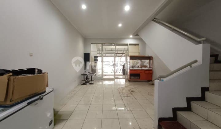 dijual ruko lokasi strategis tengah kota baru parahyangan (KBP)