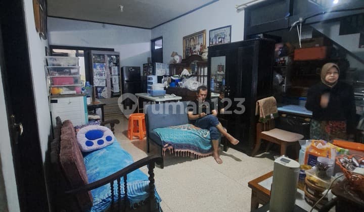 For Sale: Ready-to-Occupy House, Can Be Used as Boarding House, at Reog Sayap Buah Batu, Bandung