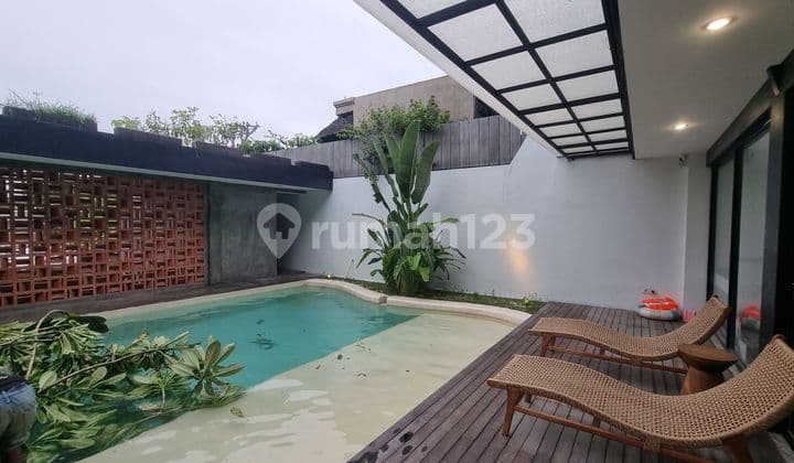 Villa Baru Lokasi Strategis Dewi Sri, Kuta Di Sewakan.