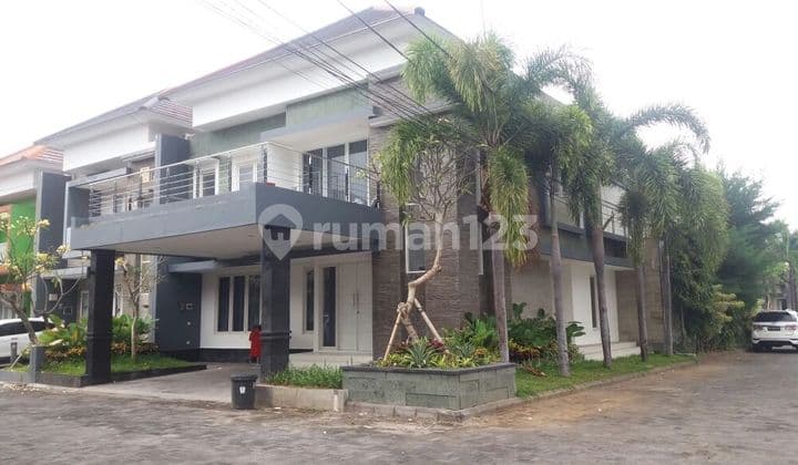 Rumah Modern Minimalis Kuta Palace Residence Dijual
