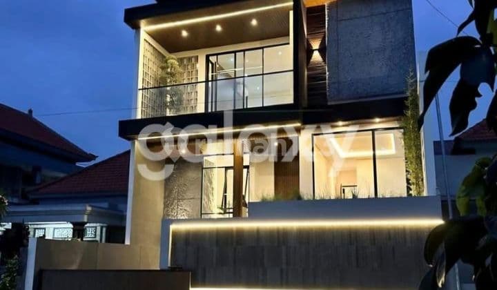 Rumah Luxury Shm 3 Lantai Batursari Padangsambian Dijual