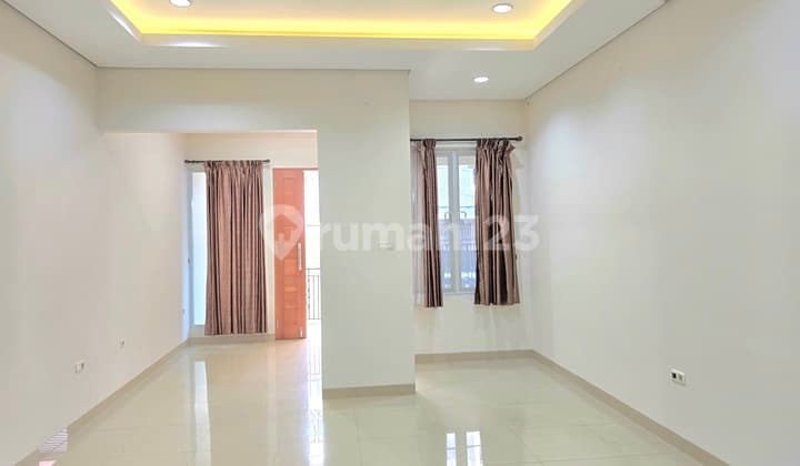 Disewakan Rumah Rapi Di Muara Karang Jakarta Utara