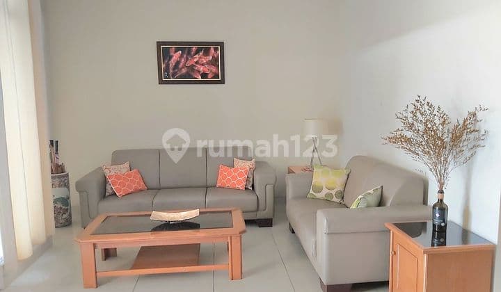 Harus Terjual Rumah Di Green Lake Cluster Amerika Latin