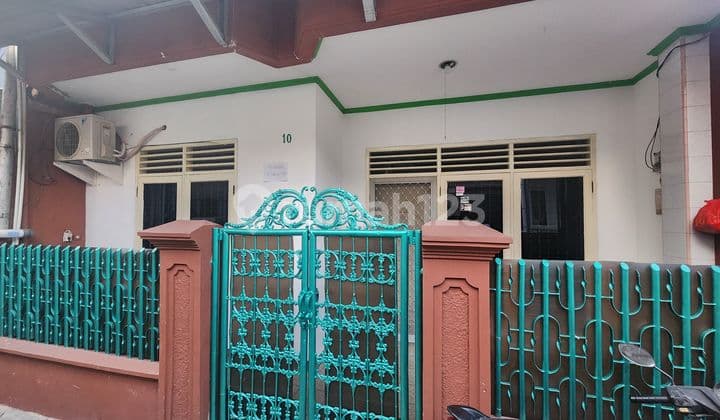 S2220-Π3l1=D Rumah 2 Lantai LT 120 M2 Jalan Gang Motor Hadap Selatan di Tanjung Duren