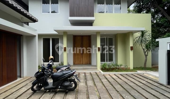S2159-cbc#%15+ Rumah 2 Lantai Lt/lb 405/500 M2 Bisa Utk Kantor Lokasi Tenang Di Kemang