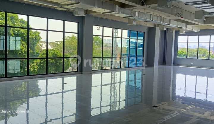 S2119-#3%4 New Office Space Per Floor With Elevator 550 M2 Busway Route on Jalan Panjang Near Green Garden