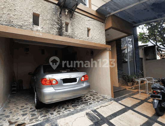 Strategic 2-Story House in Cipinang Indah, East Jakarta S6752
