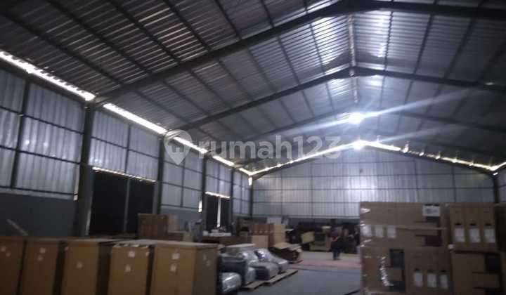 Gudang Strategis Siap Pakai