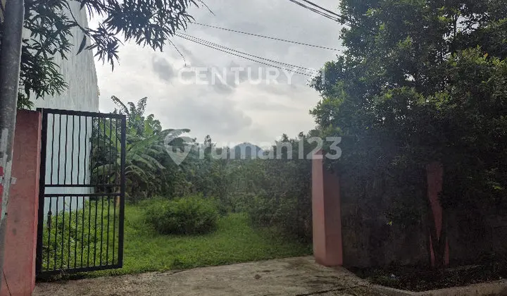 Strategic Land in Cempaka Putih, Promising Business Prospects & Comfortable Living.