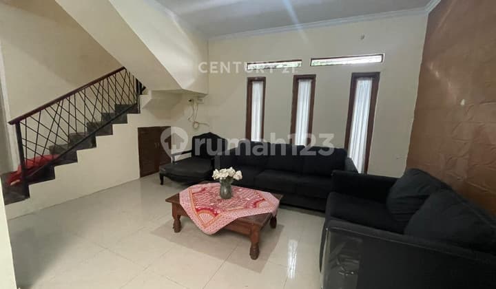 Rumah 2 Lantai Akses Mudah Ke Toll Di Kalisari Cijantung NS0090